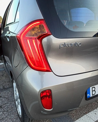 Kia Picanto cena 27999 przebieg: 131000, rok produkcji 2012 z Białystok małe 781